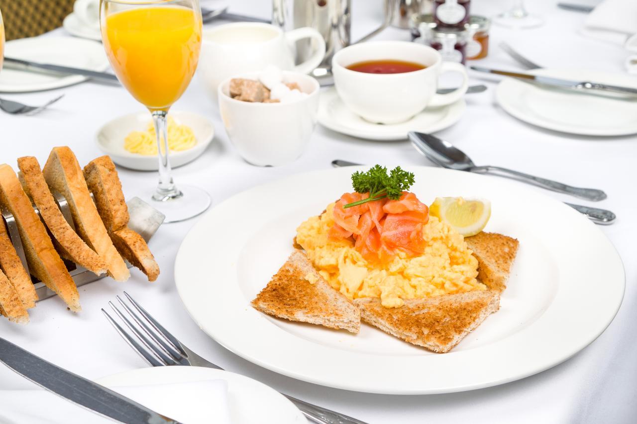 Grinkle Park Hotel Лофтус Экстерьер фото
