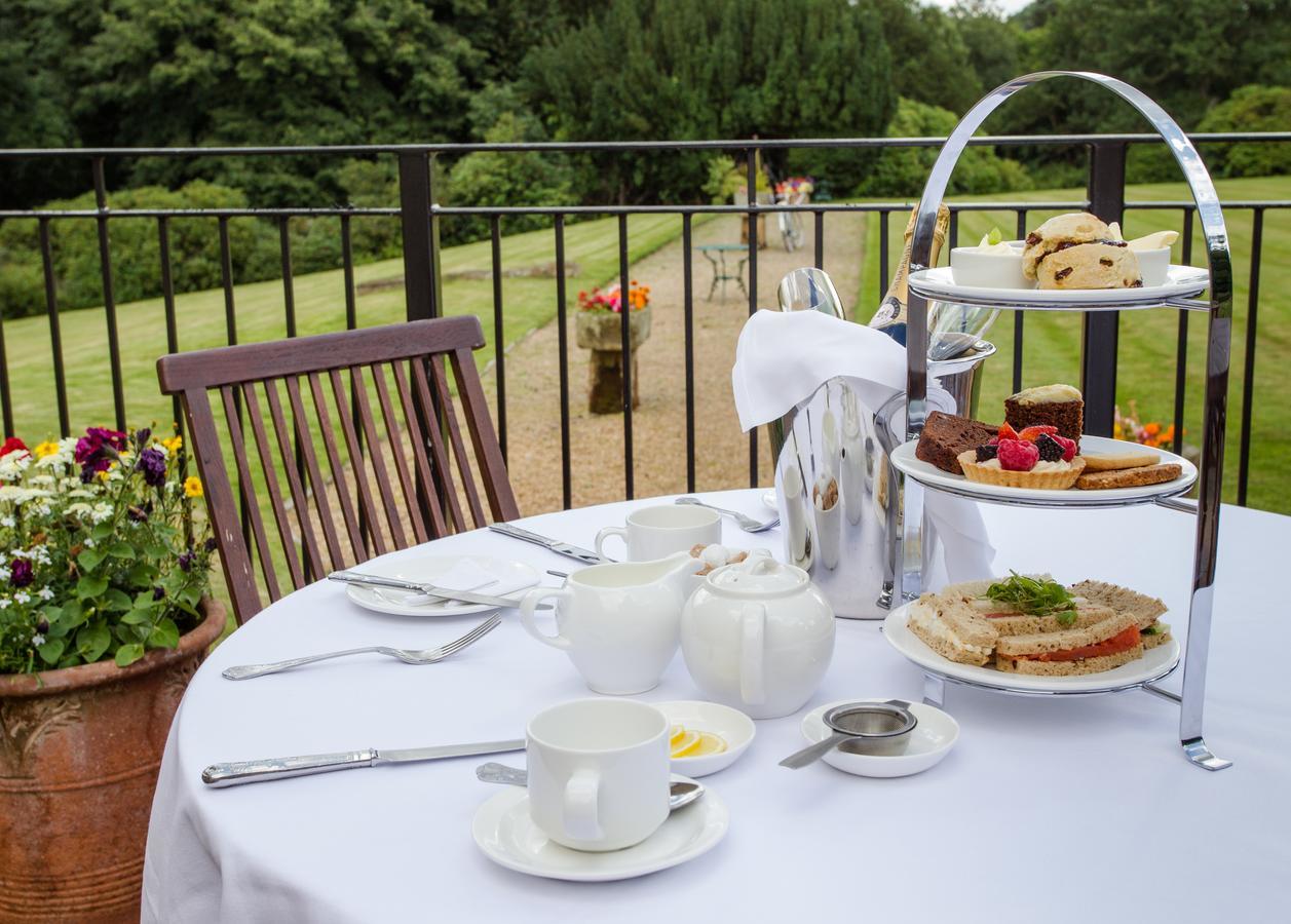 Grinkle Park Hotel Лофтус Экстерьер фото